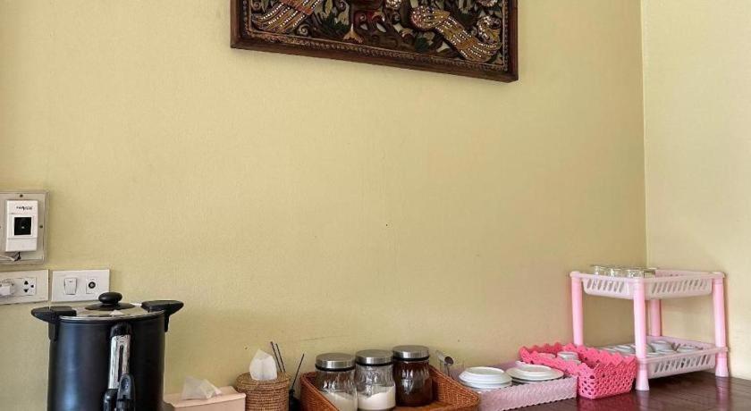 Ponburi Hotel Nan Bagian luar foto